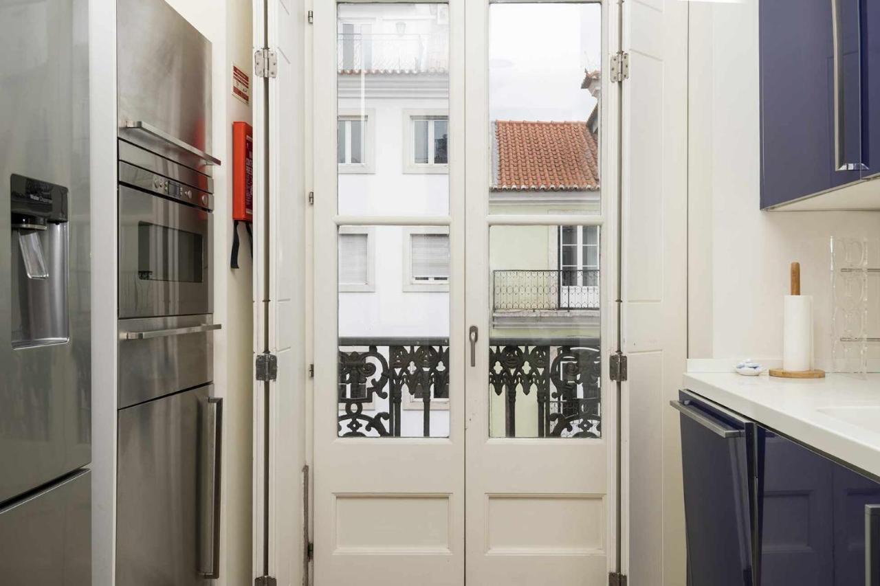 Apartment Italian Design In Principe Real Lissabon