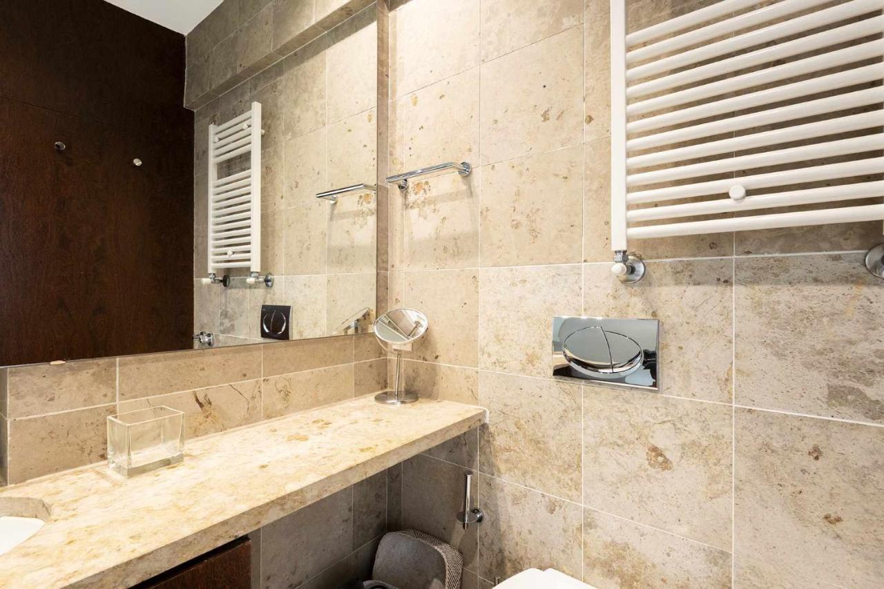 Italian Design In Principe Real Lissabon